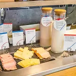 Ibis Budget Centre-ville Hotel Compiègne